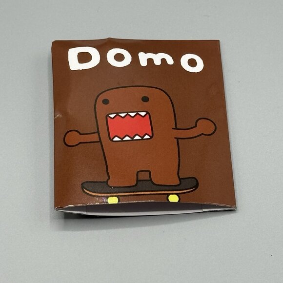 Domo Kun Running Pose Blind Enamel Pin New Open Box Authentic - Picture 3 of 4